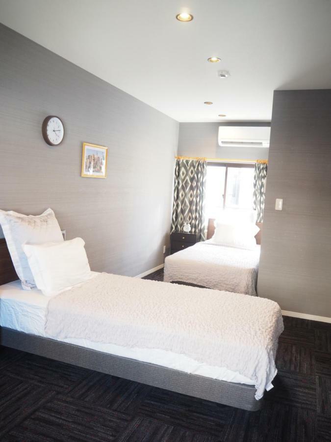 Guest House Bostons Niigata Esterno foto