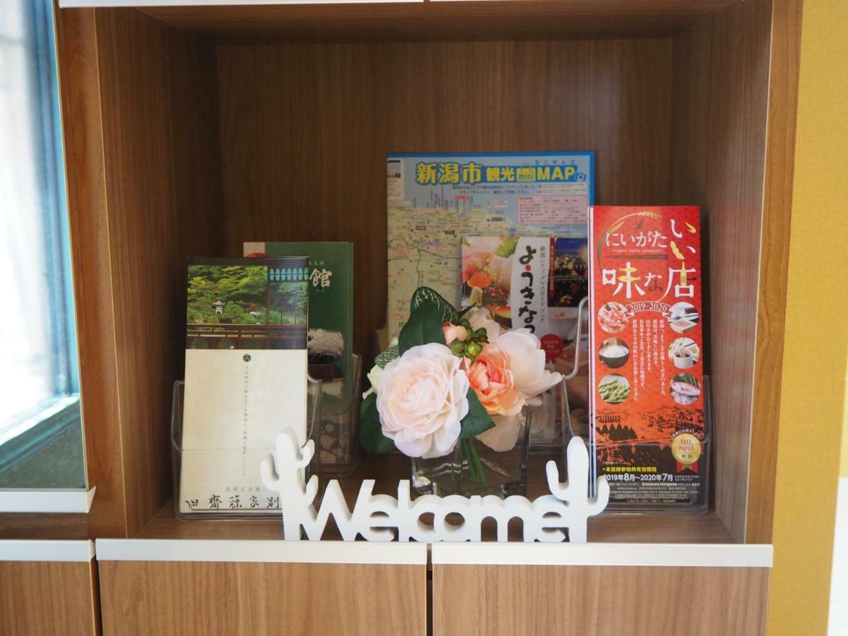 Guest House Bostons Niigata Esterno foto